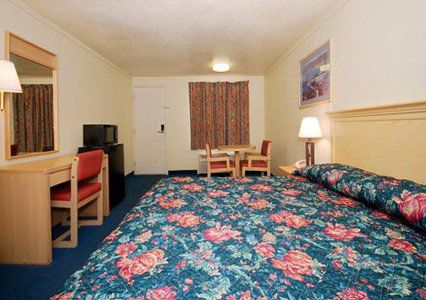 Austin Town Inn Austintown ห้อง รูปภาพ